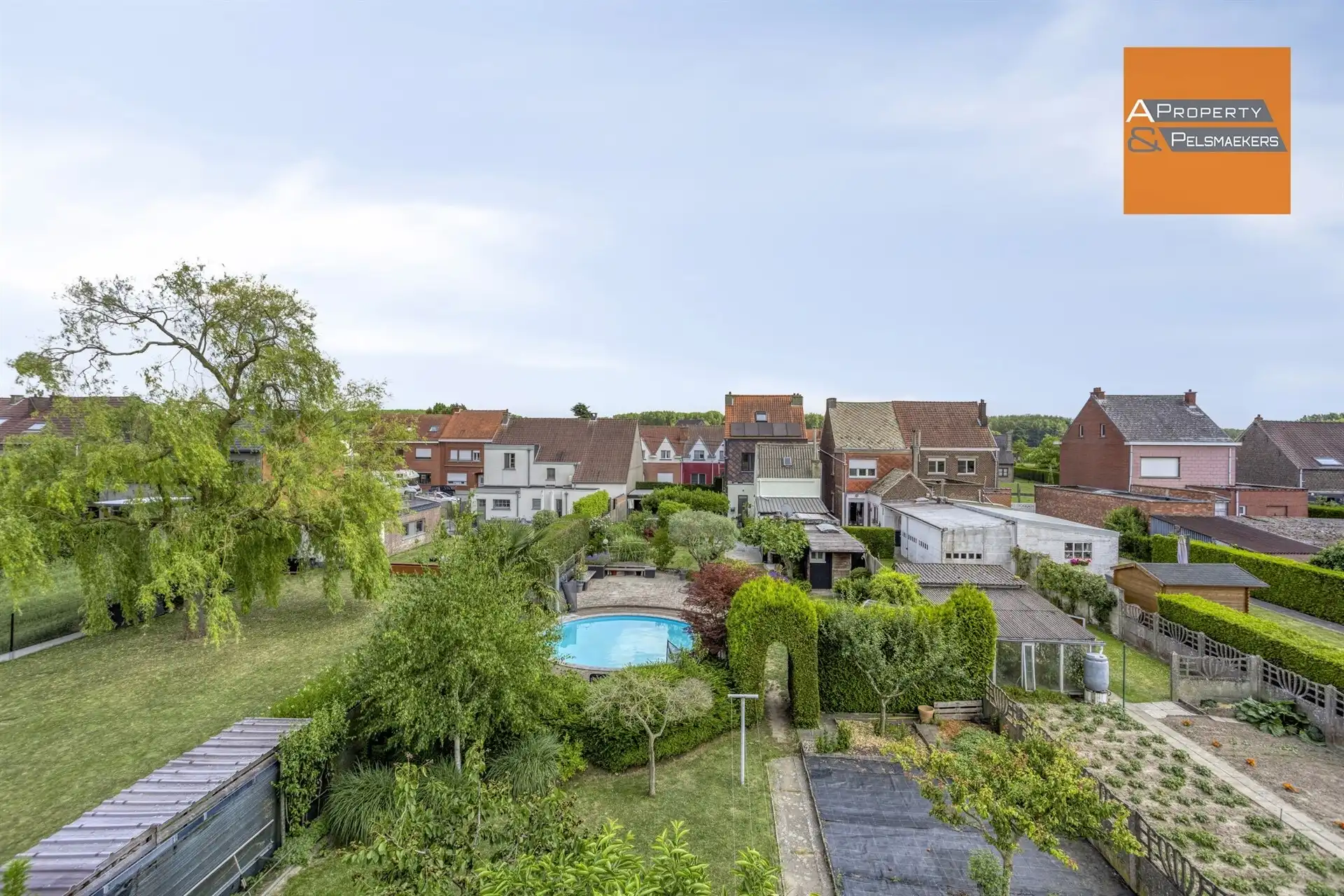 Woning 4 slpk met grote tuin en uitbreidingsmogeliijkheden foto 3