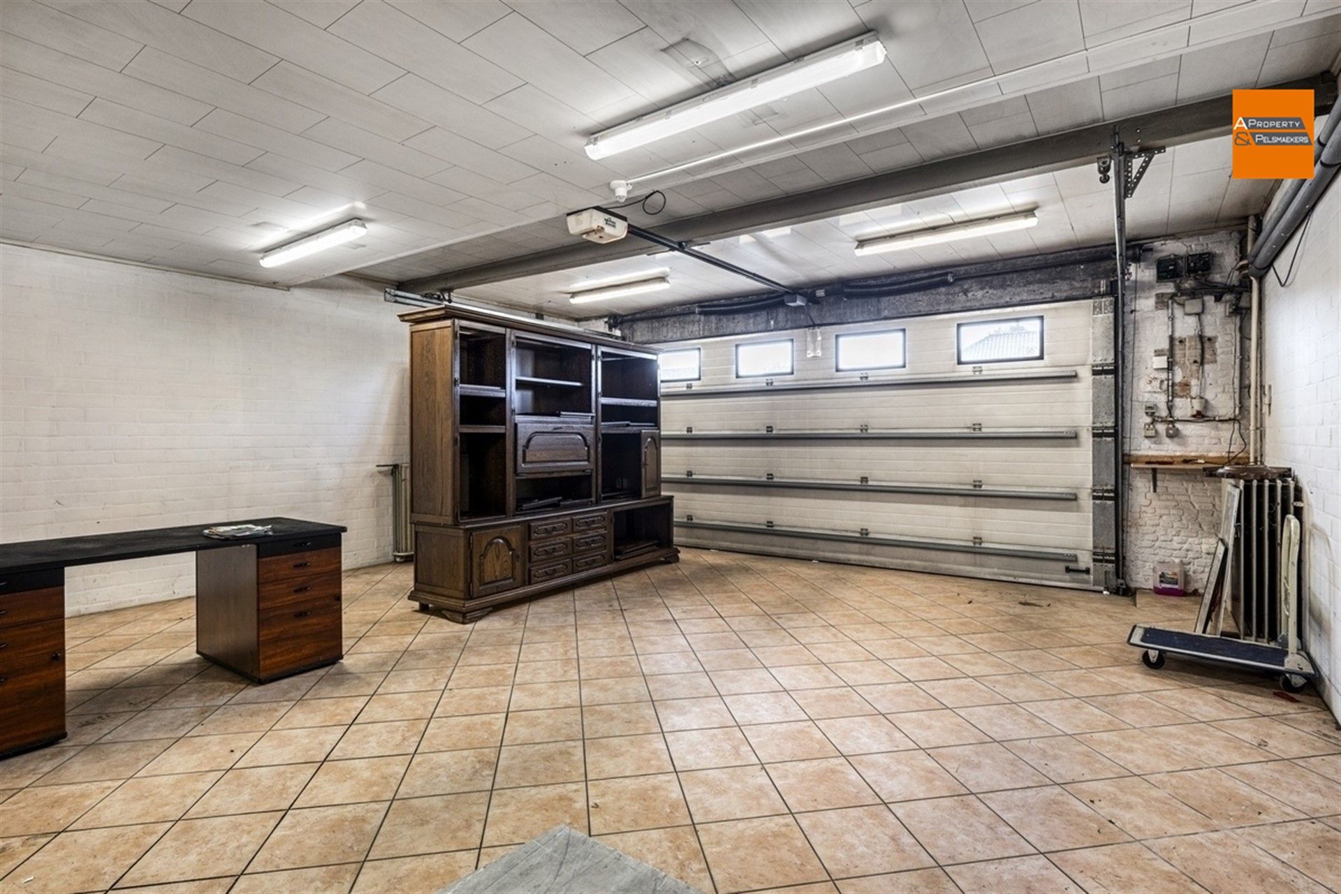 Ruime woning met potentieel in een rustige en groene omgeving foto 15