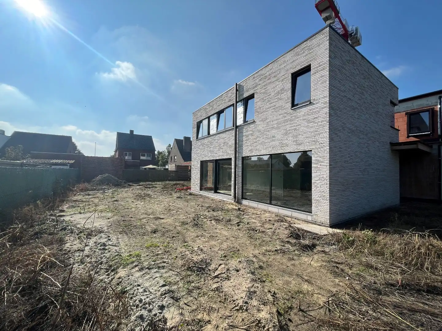 Nieuwbouwwoning, verscholen tussen het groen! foto 2