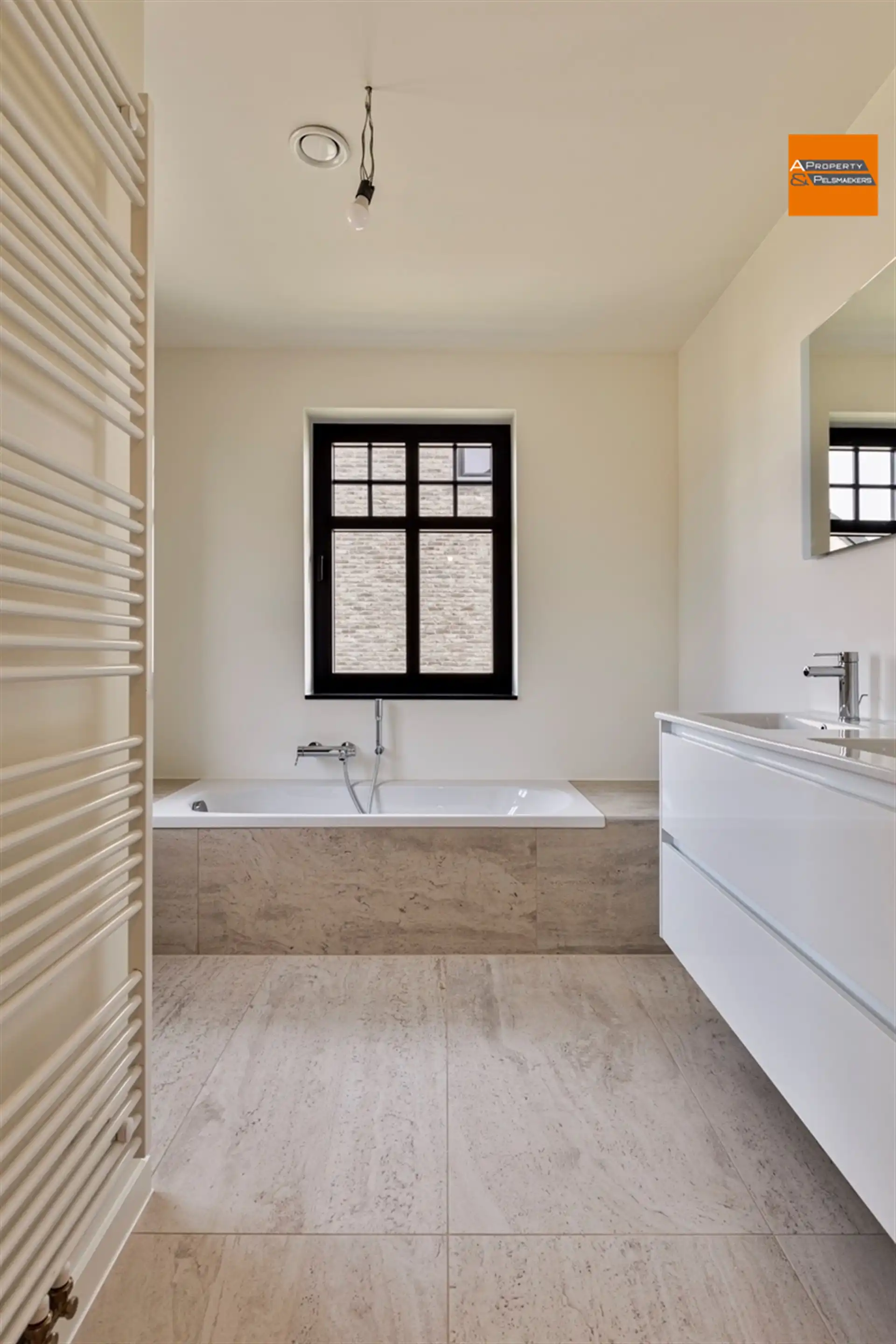 Nieuwbouwwoning met 4 slaapkamers foto 19