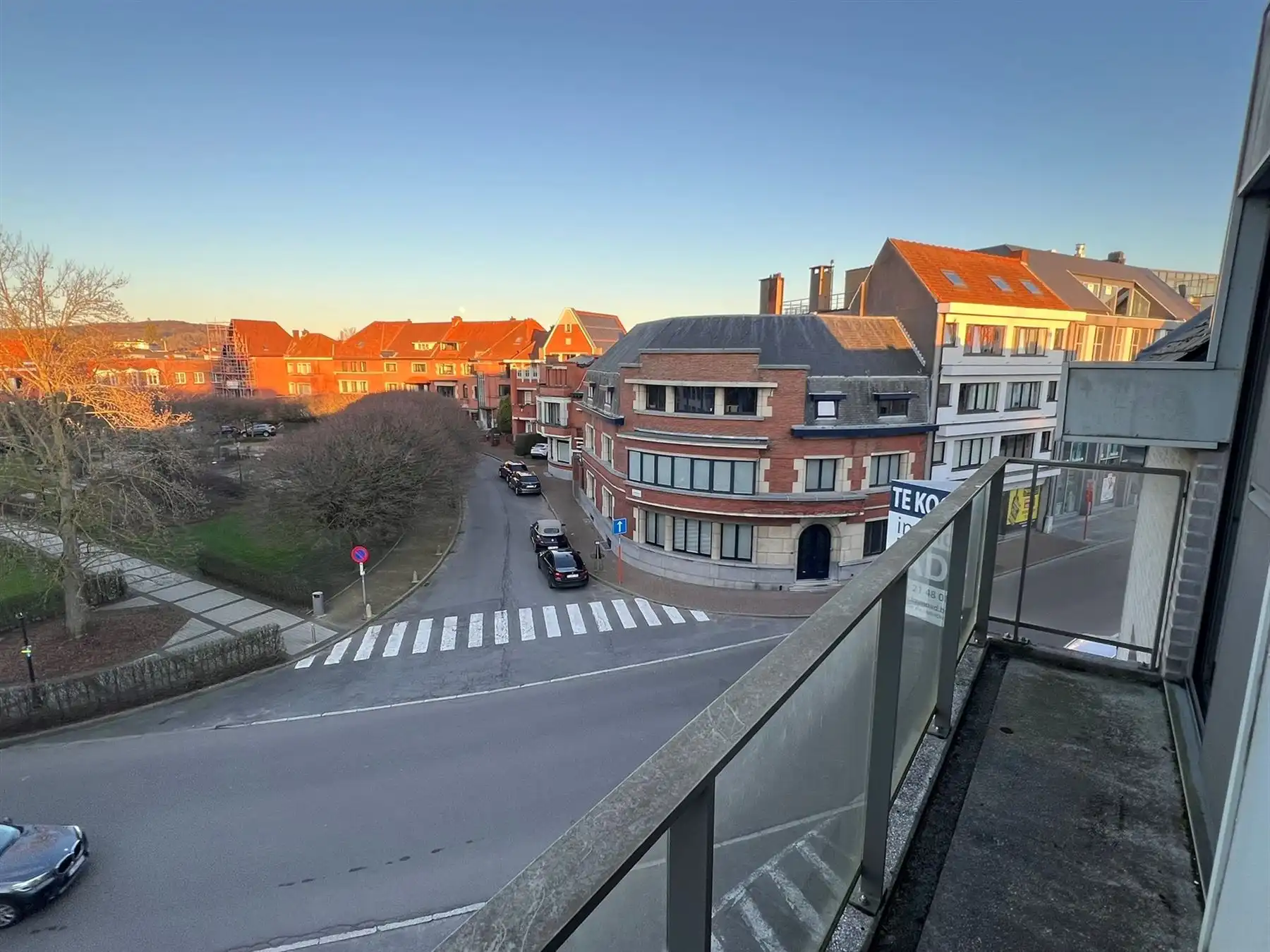 Charmant appartement met mooi zicht op het Mouroitplein foto 6