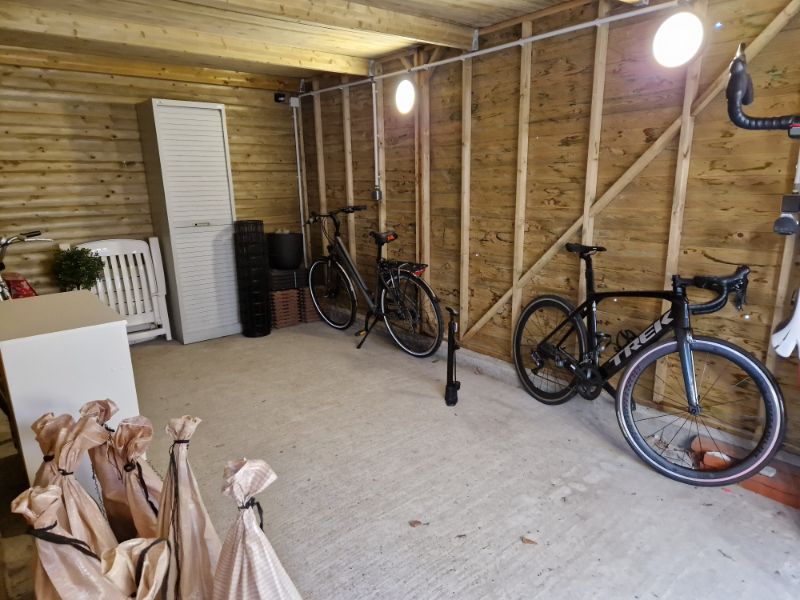 Prachtig appartement met 1 slaapkamer, groot terras en autostaanplaats foto 15