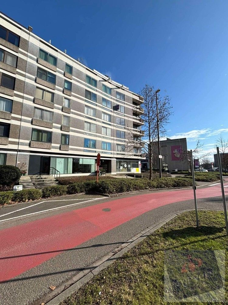 Exclusief appartement van 163 m² met 4 slaapkamers in hartje Hasselt foto 2