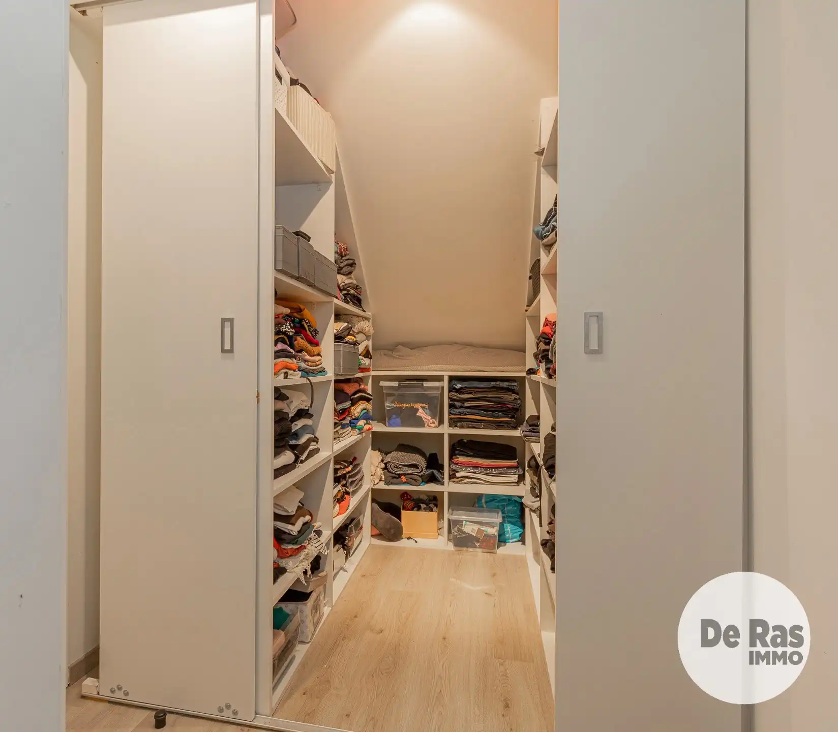 DENDERMONDE - Instapklare woning met ruime tuin foto 10