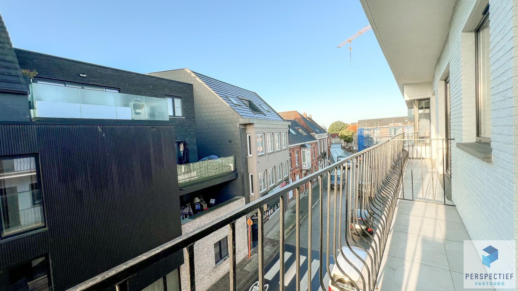 Vernieuwd ruim appartement (114m²) met 2 slaapkamers en terras aan de markt van Oedelem. foto 8