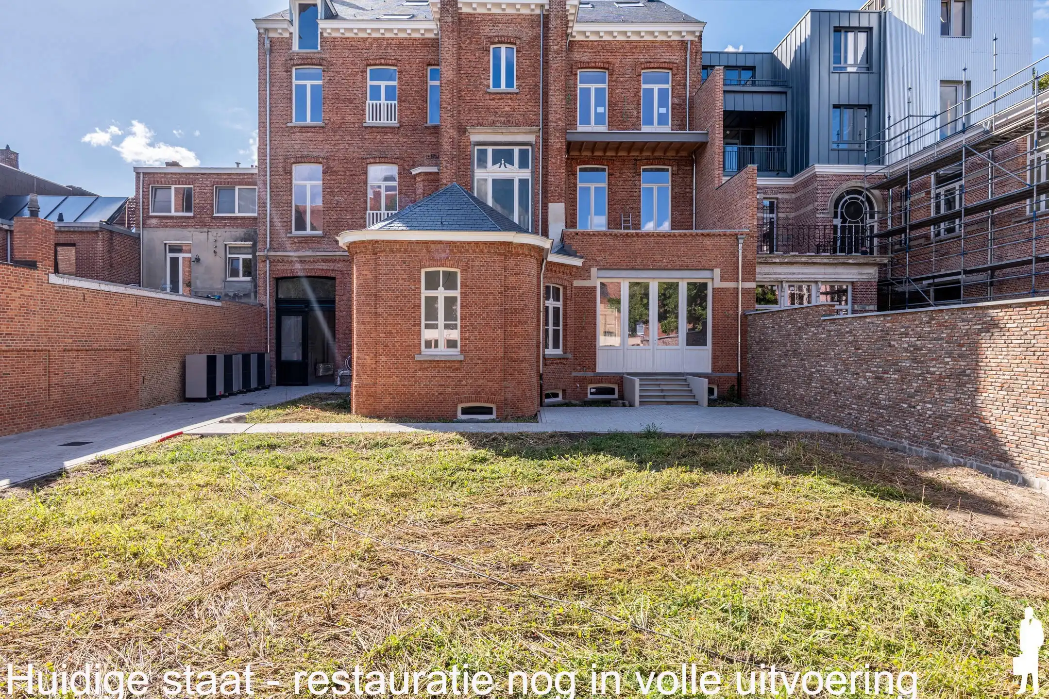 Villa appartement 267m² + tuin in uniek en historisch kader  foto 25