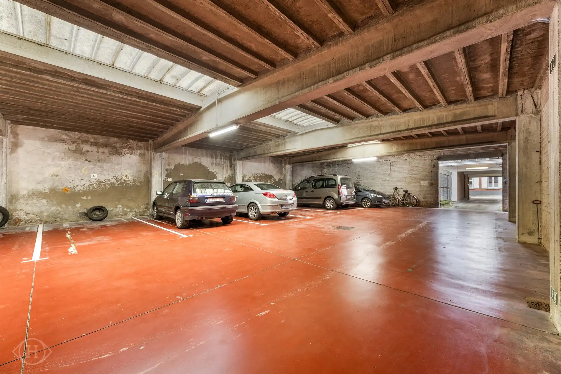2-slaapkamerappartement met 2 terrassen op gunstige locatie foto 11