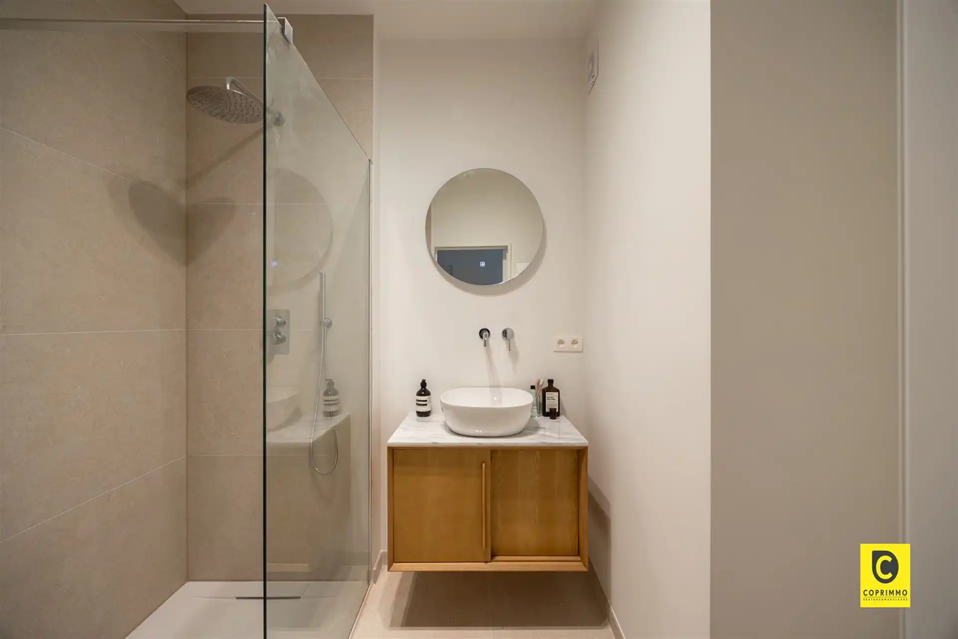 Prachtig gerenoveerd appartement foto 10