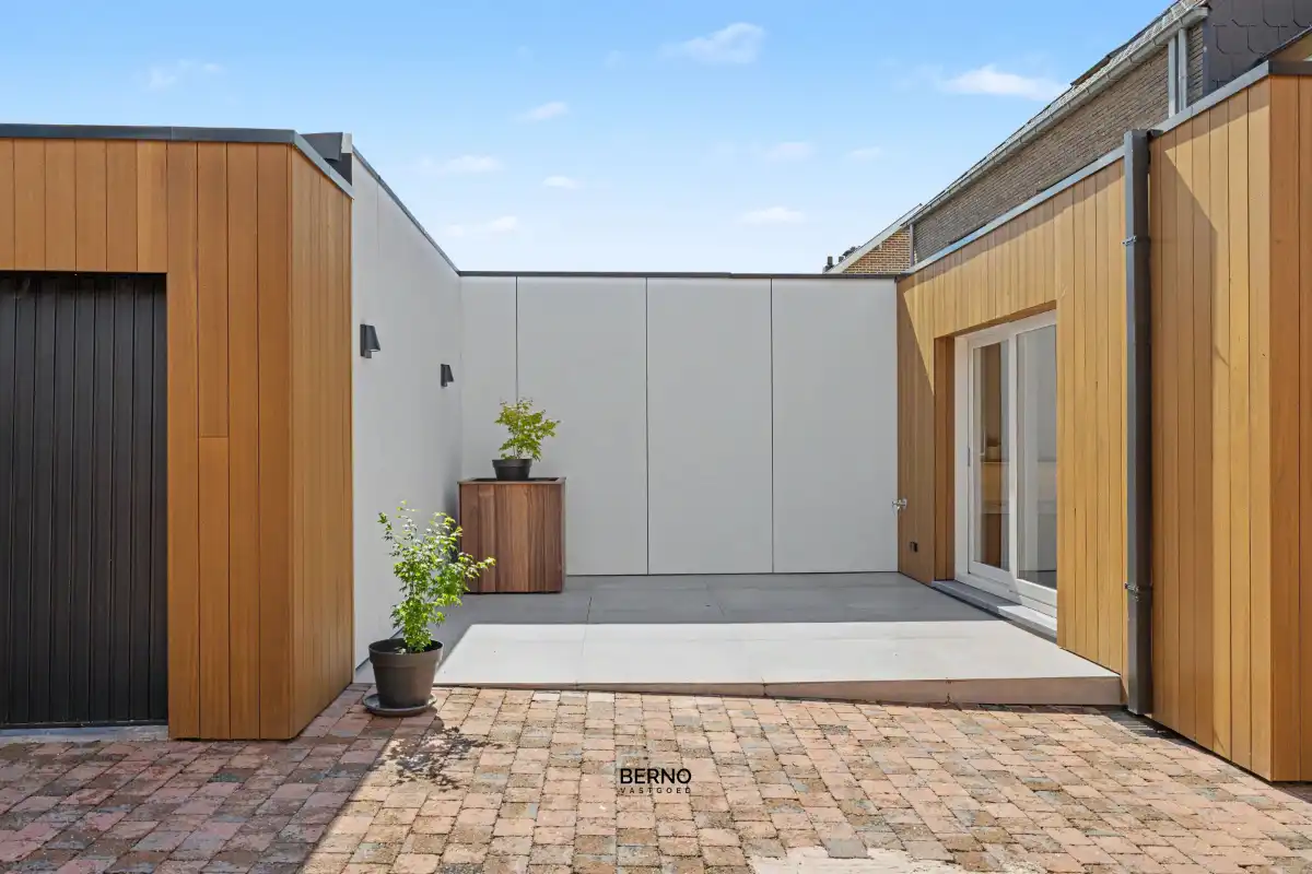 Instapklare en energiezuinige gerenoveerde woning. foto 25