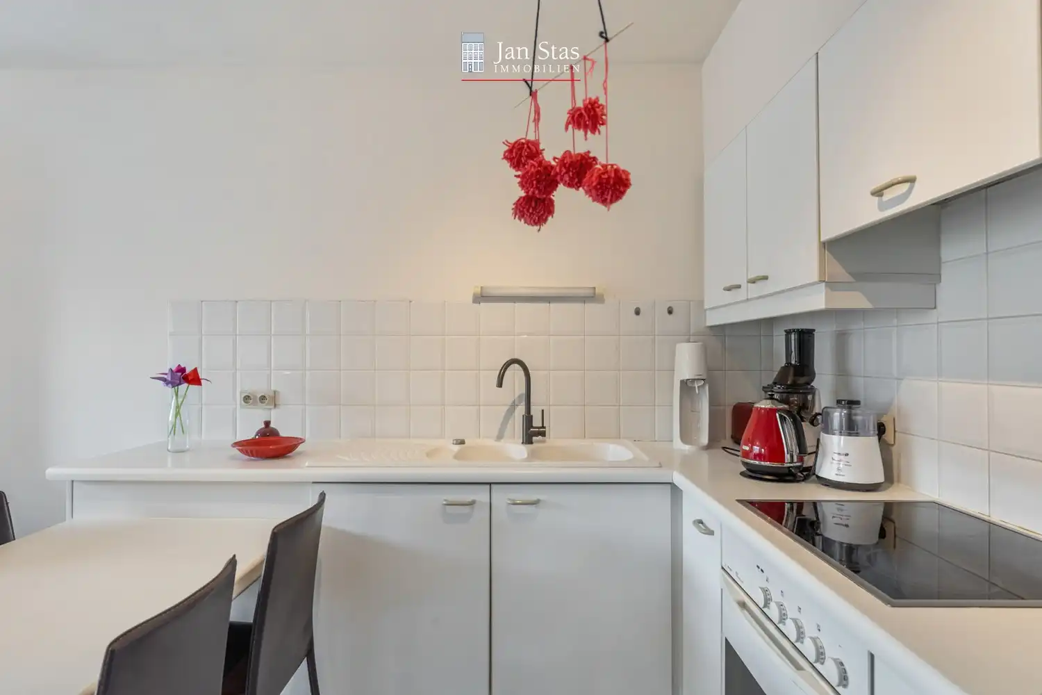 Goed gelegen dakappartement met 2 slaapkamers, een terras en een garagebox te Kessel-Lo! foto 9