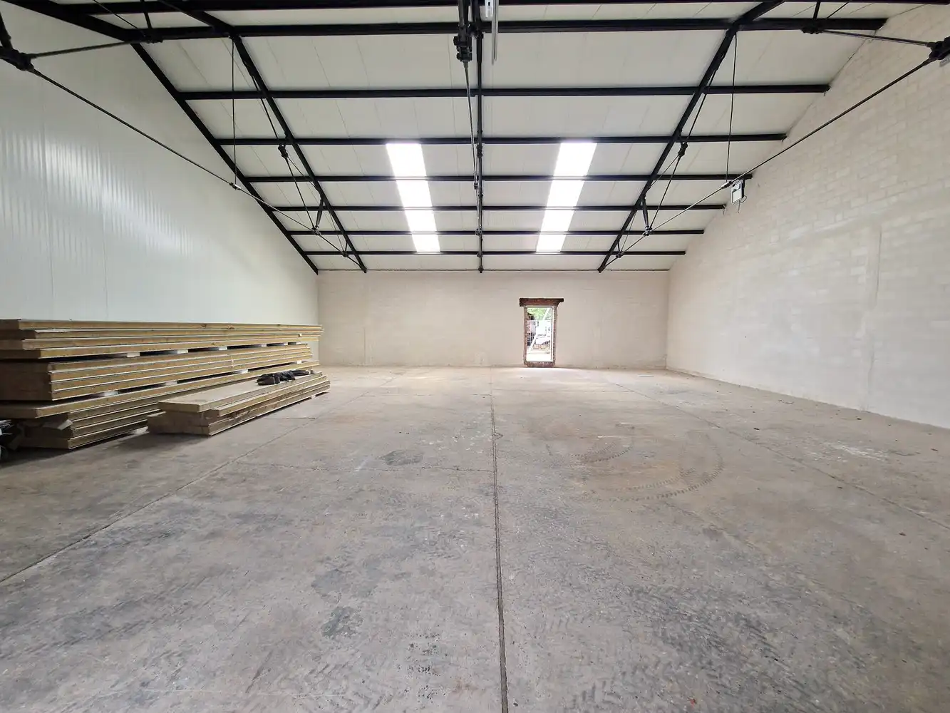 Magazijn / KMO Werkplaats 343m² te Booischot foto 2