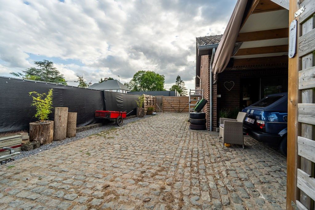 RUIME GELIJKVLOERSE WONING MET 3 SLAAPKAMERS, GARAGE EN RUIME TUIN TE HASSELT (KERMT) foto 26