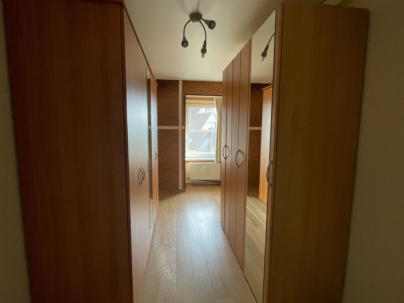 Rustig gelegen 3-kamerappartement MET garagebox foto 11