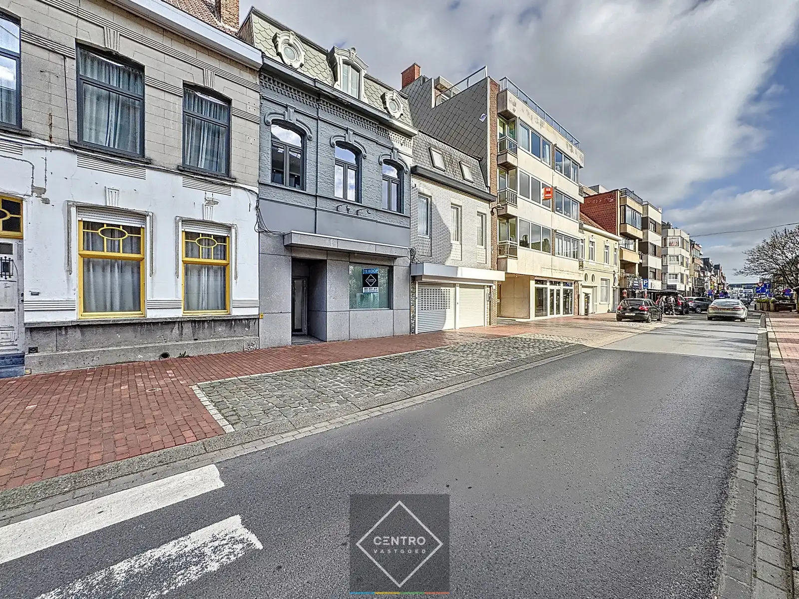 Centraal gelegen pand te Roeselare aan ZEER interessante prijs! foto 16