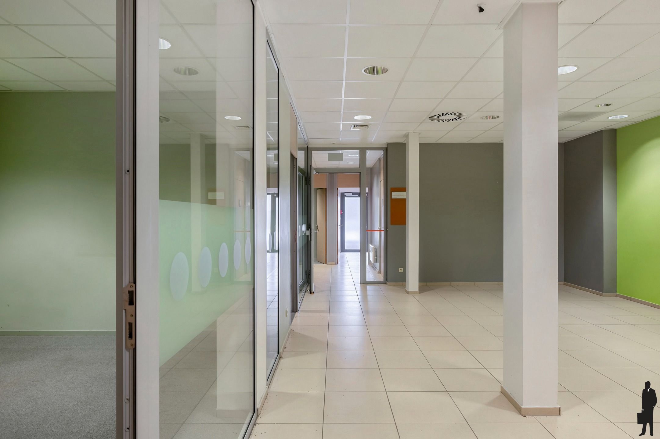  Commercieel Gelijkvloers in het Hart van Westmalle  foto 22