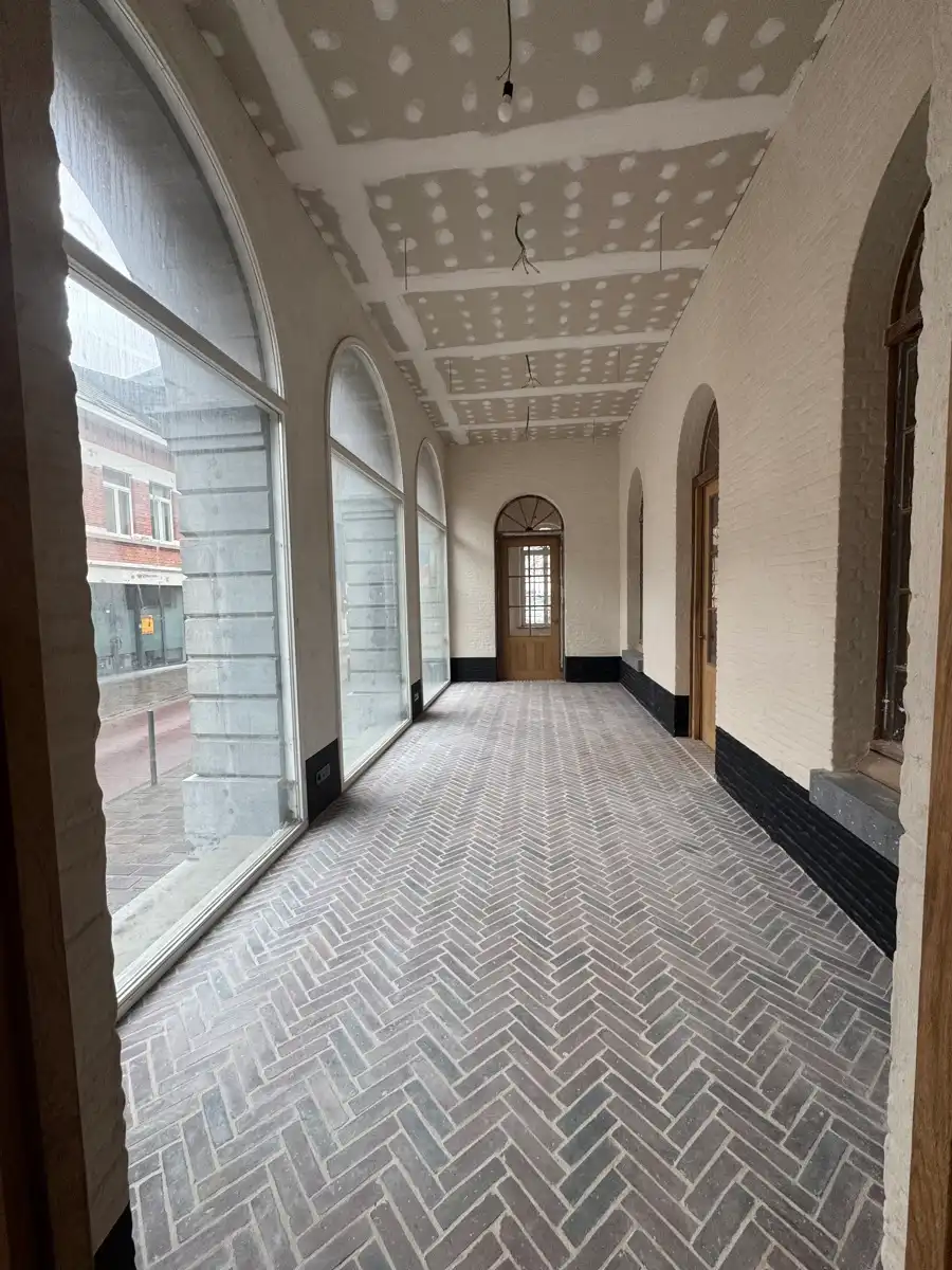 Karaktervol kantoor te huur in hartje Diest foto 10