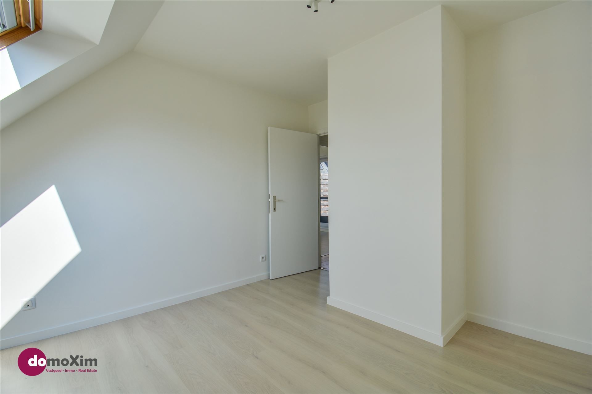 Ruim duplex appartement met 2 slaapkamers in het centrum van Bonheiden foto 18
