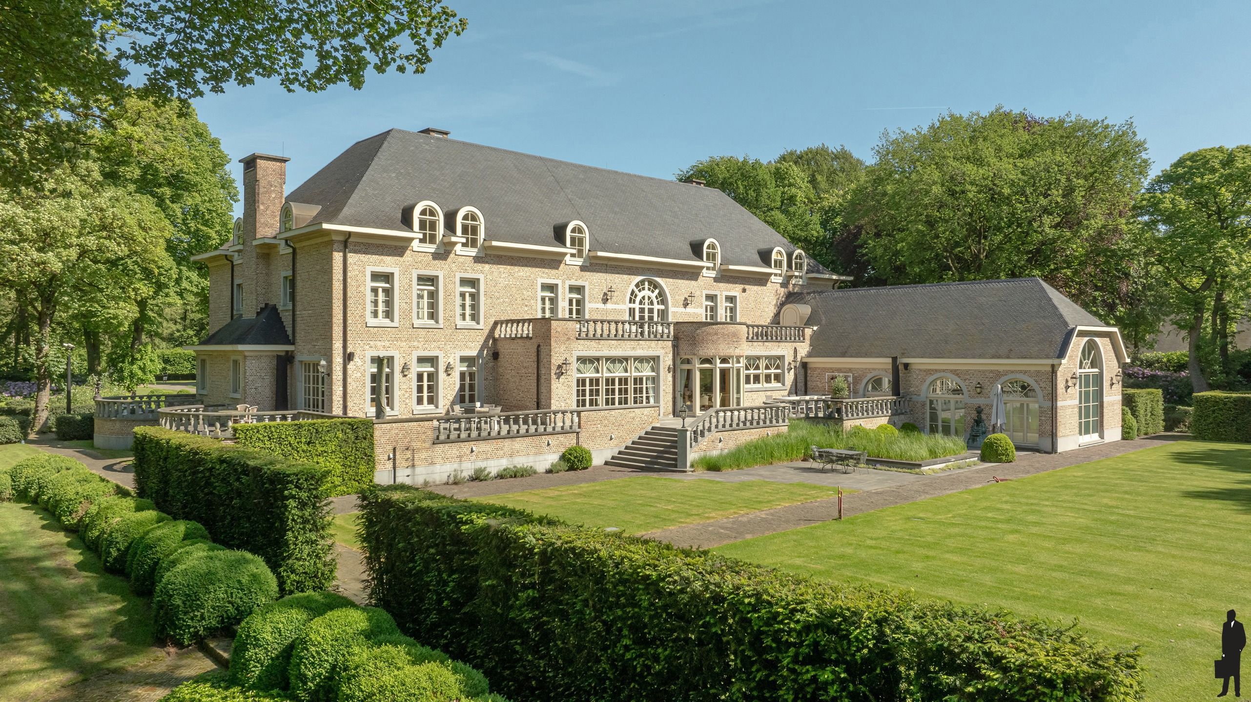 Prestigieus en zeer exclusief landgoed “De Markgraaf”  foto 8