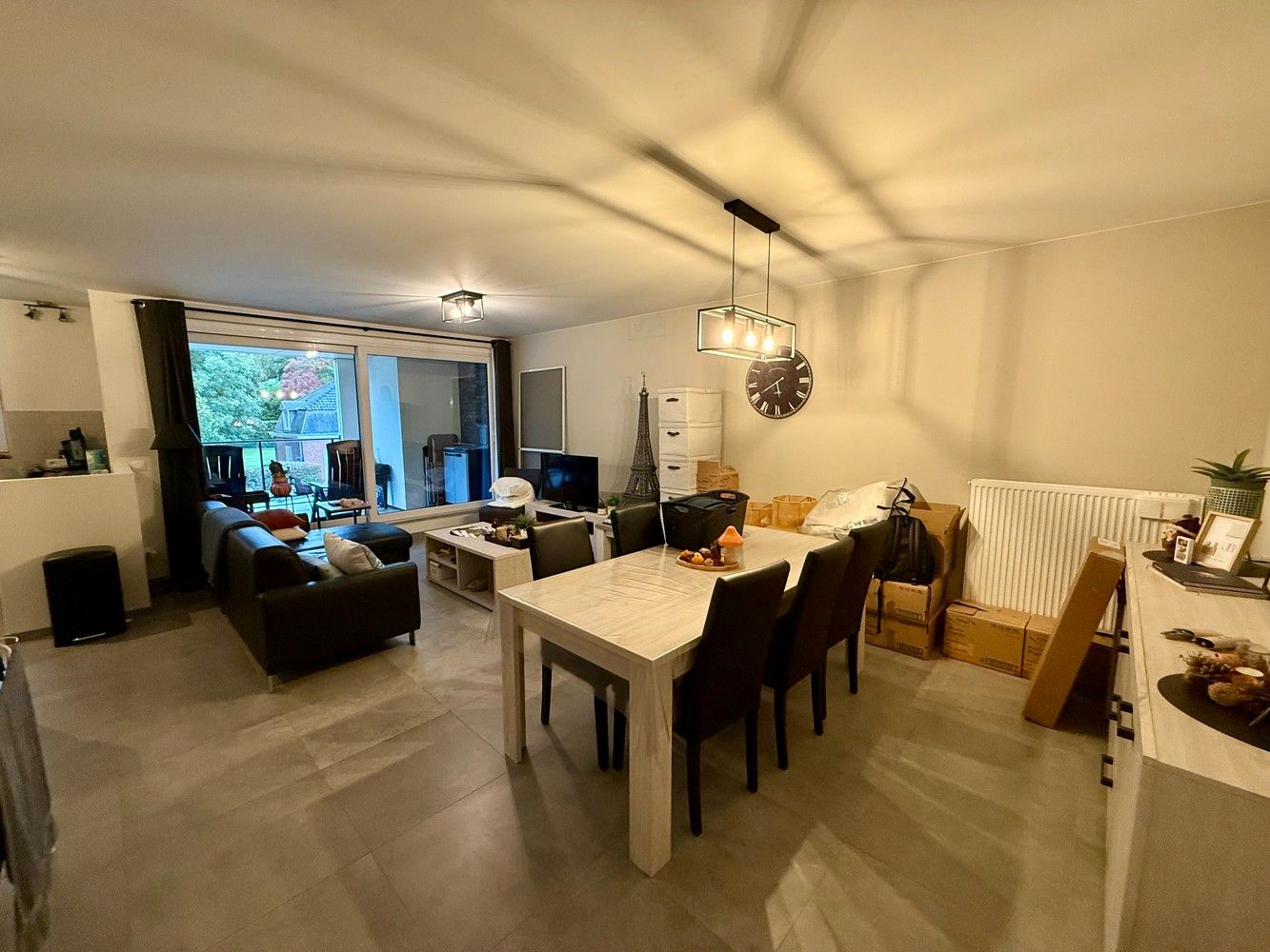 Prachtig appartement met 2 slaapkamers, 2 terrassen en afgesloten garagebox! foto 2
