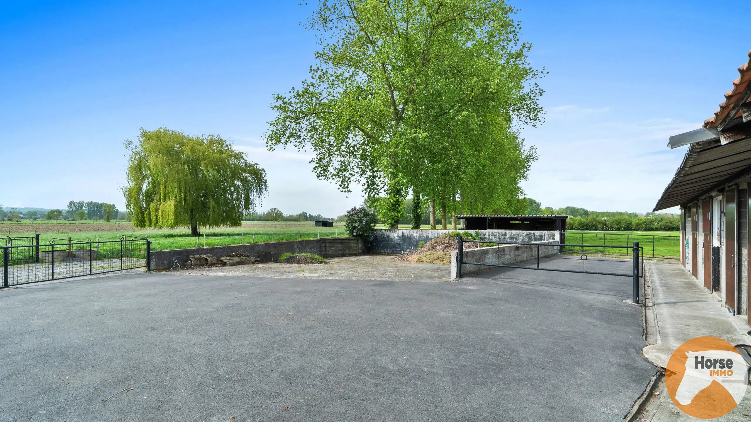 RONSE - Charmante hoeve op 1,16 ha met bijgebouw foto 22