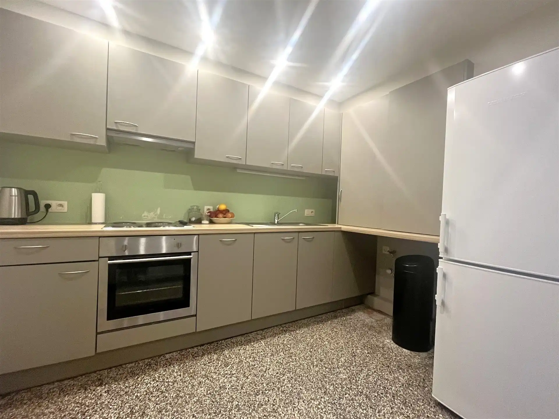 Heel fijne studio met koertje in Zurenborg! foto 3