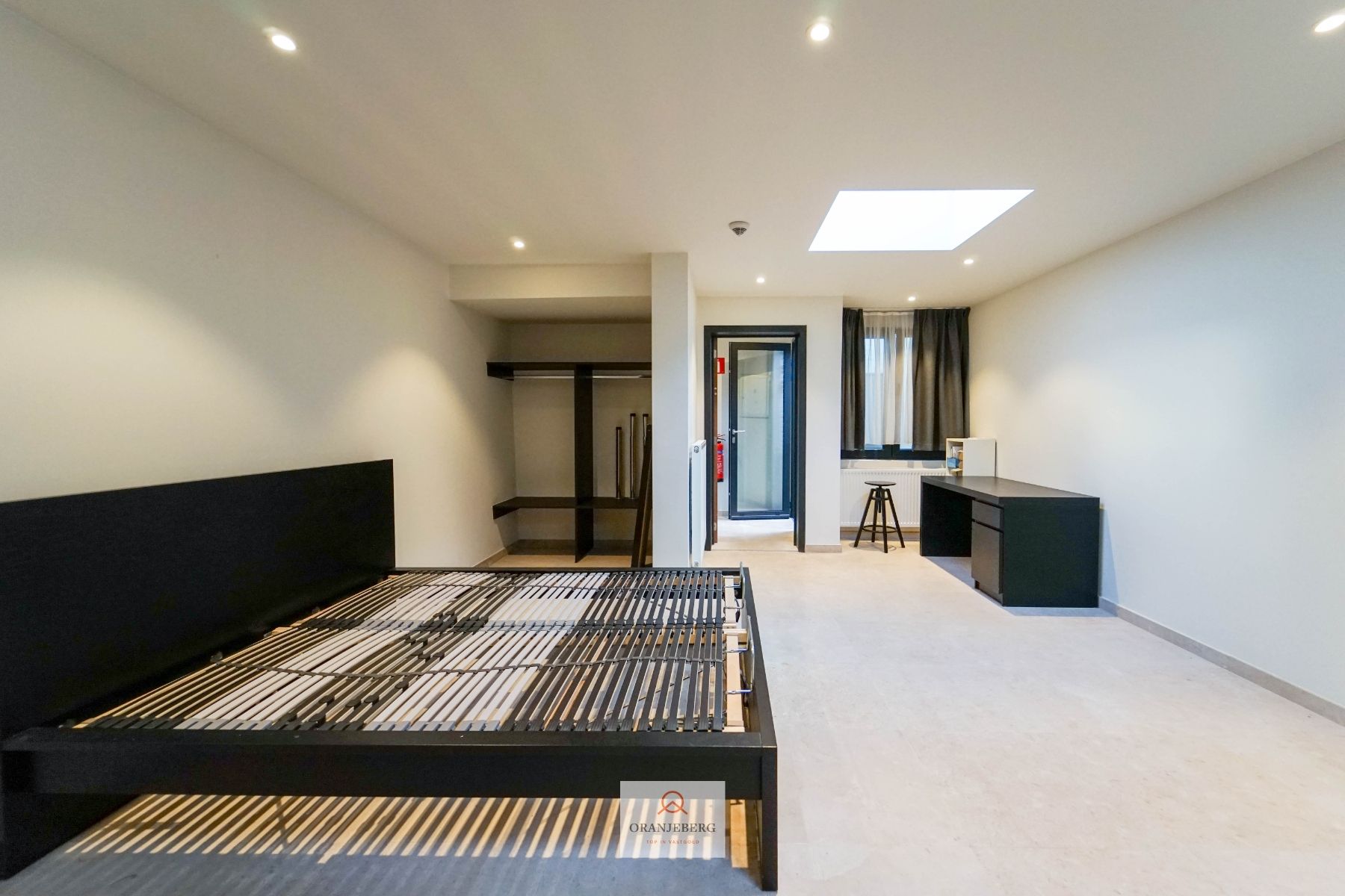 Gelijkvloers en gemeubelde studio te huur vlakbij Gent centrum foto 10