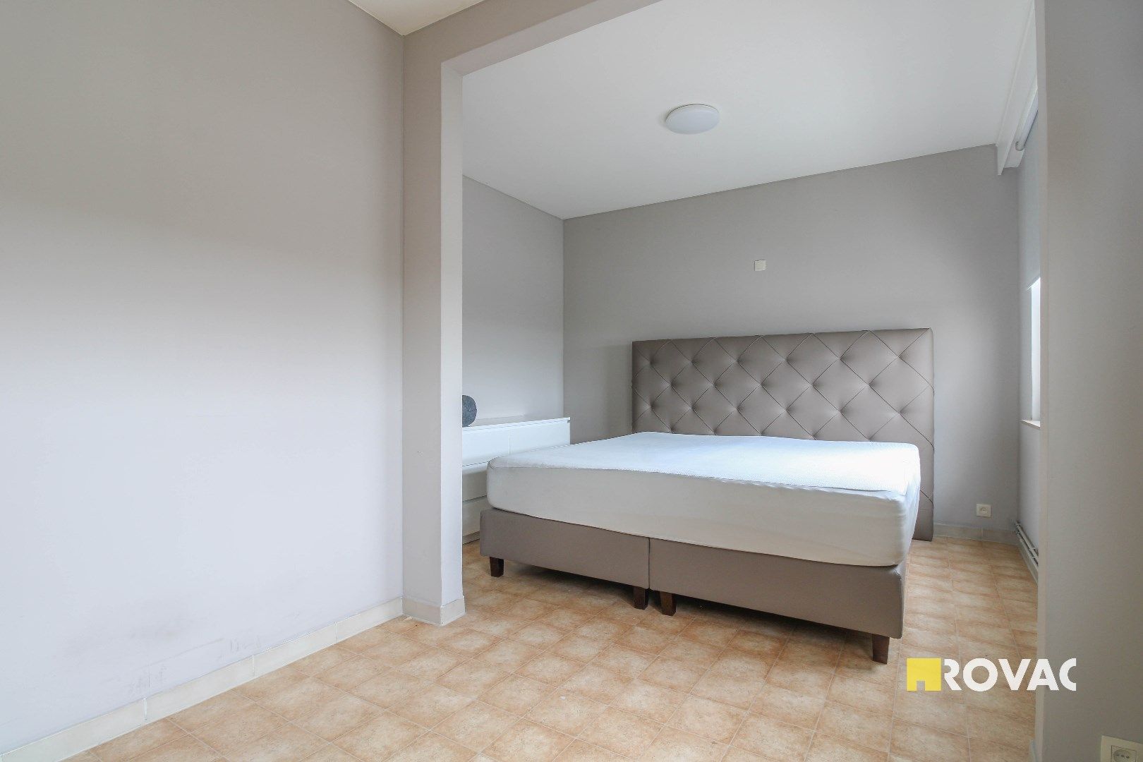 Instapklaar appartement met autostandplaats in garage! foto 9