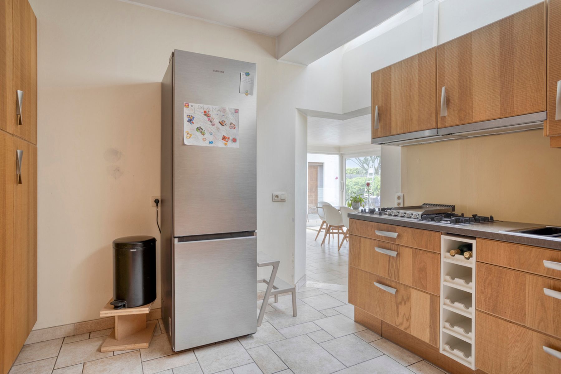 Licht te renoveren woning met zicht op groen in hartje SKW foto 9