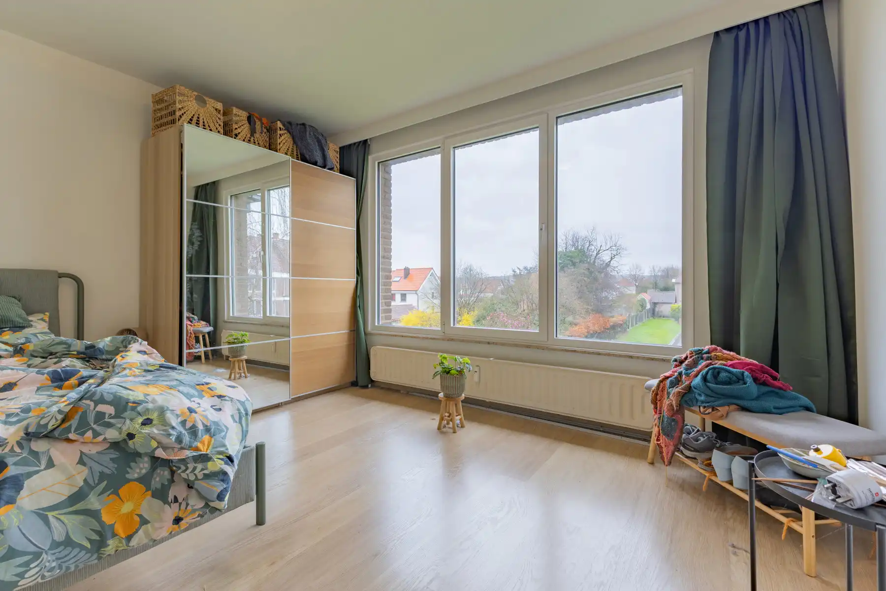 Opbrengsteigendom met 4 wooneenheden en 2 garages foto 36