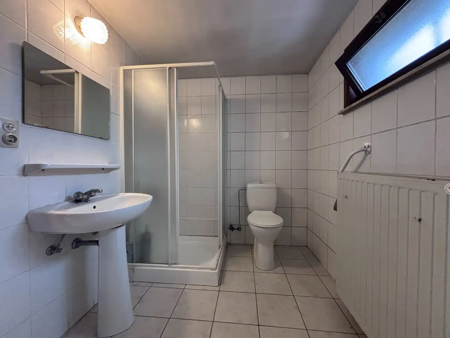 Te renoveren villa te koop op ruimtelijk perceel van 1080 m² in het hart van Koksijde! foto 5