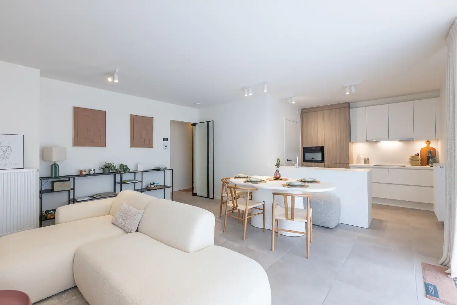 Prachtig afgewerkt nieuwbouwappartement te Middelkerke foto {{pictureIndex}}