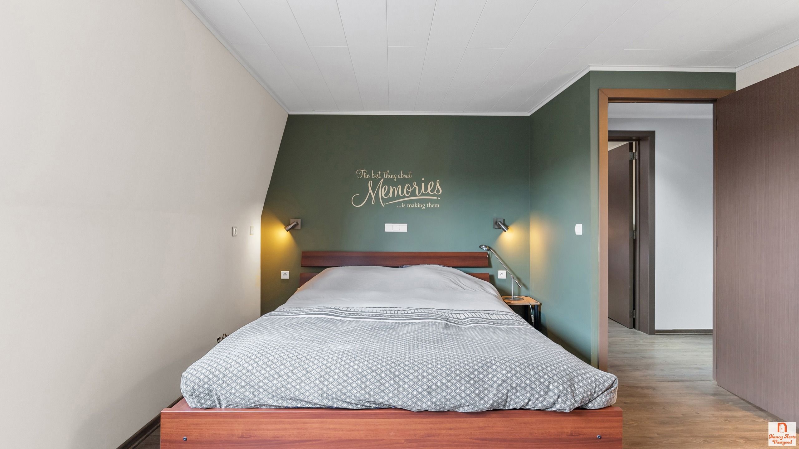 Authentieke woning met moderne toets en hedendaags comfort foto 16