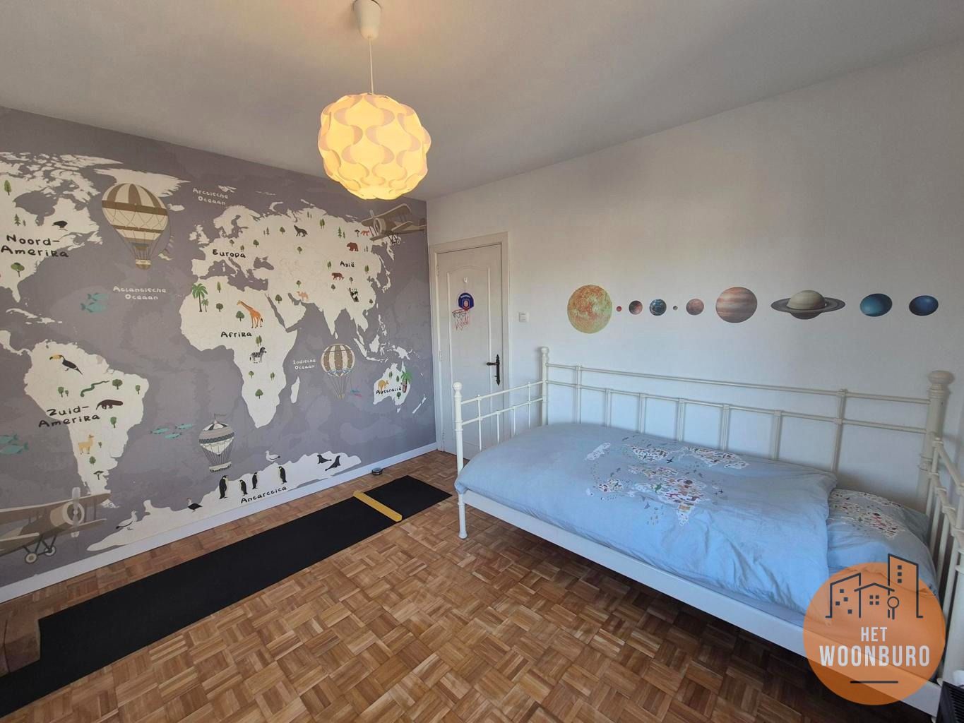 Gemeubelde woning (HOB) met garage en tuin foto 12