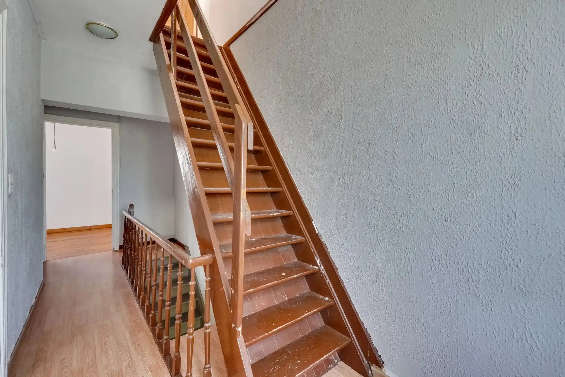 Landelijk gelegen woning met zes slaapkamers foto 20