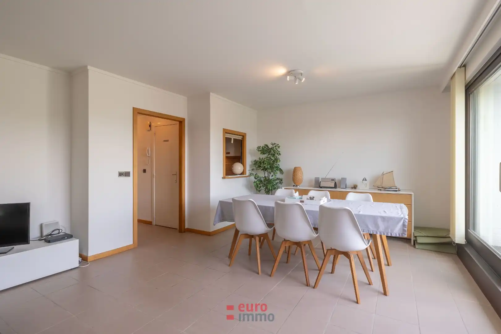 Appartement met 2 slaapkamers op de rand van villawijk Simli foto 4