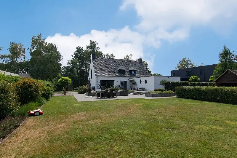 Prachtige, statige villa op een perceel van maar liefst 31 aren 43 centiaren in de groene omgeving 'Berkenveld', op fietsafstand van het Hasseltse stadscentrum! foto 15