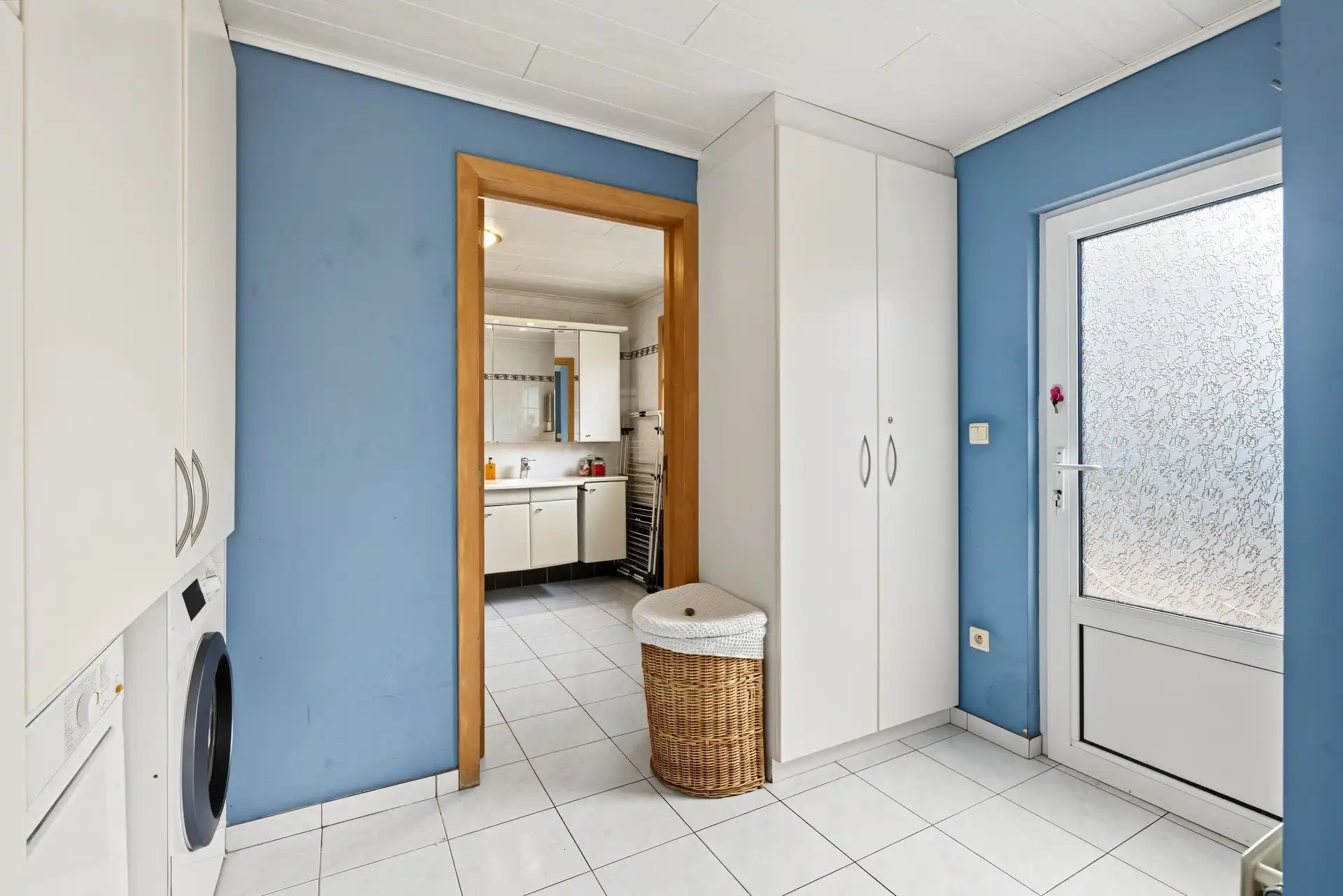 Ruime gezinswoning met 5 slaapkamers en garage foto 10