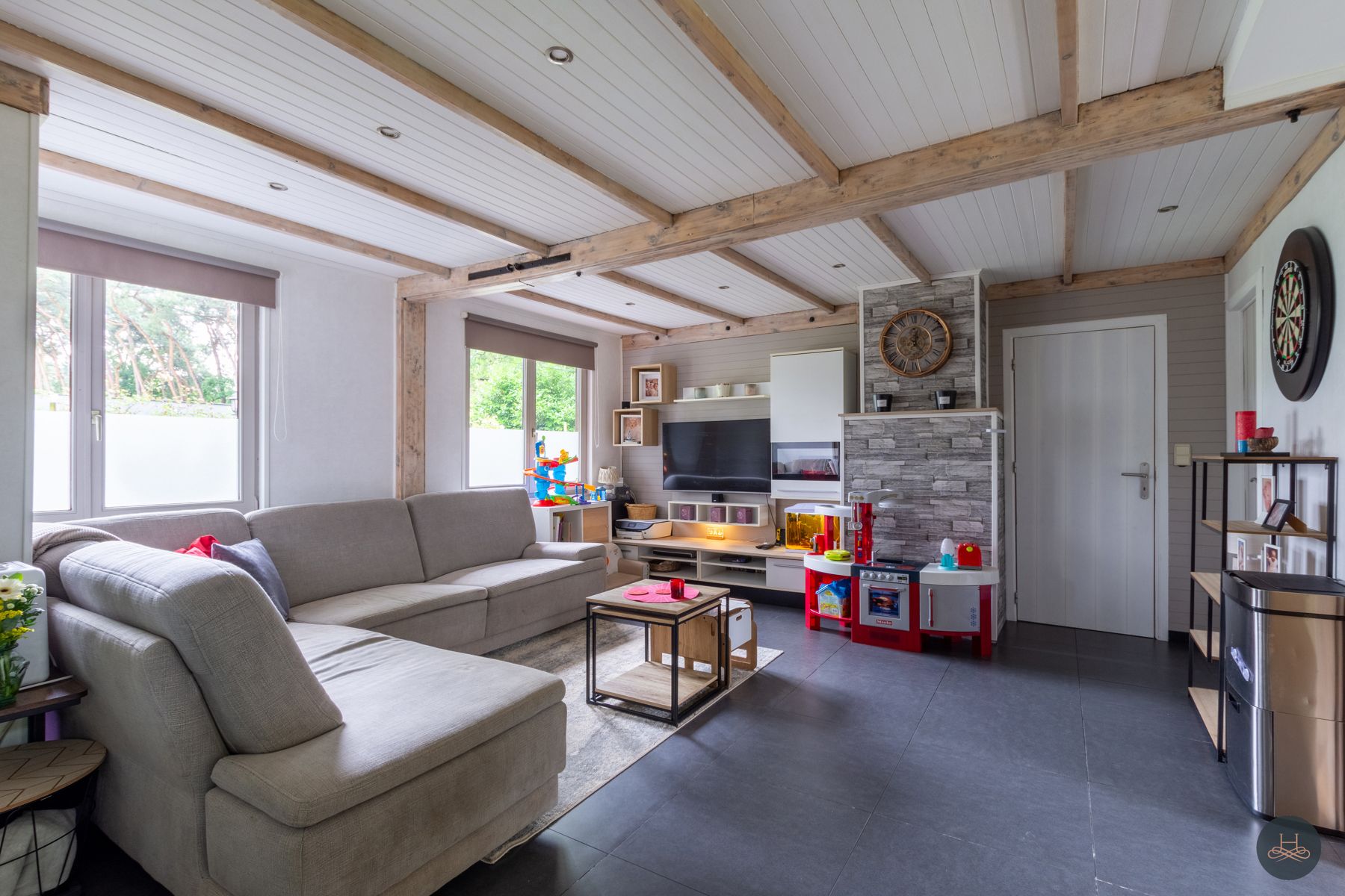 Vernieuwde en instapklare chalet op rustige locatie foto 7