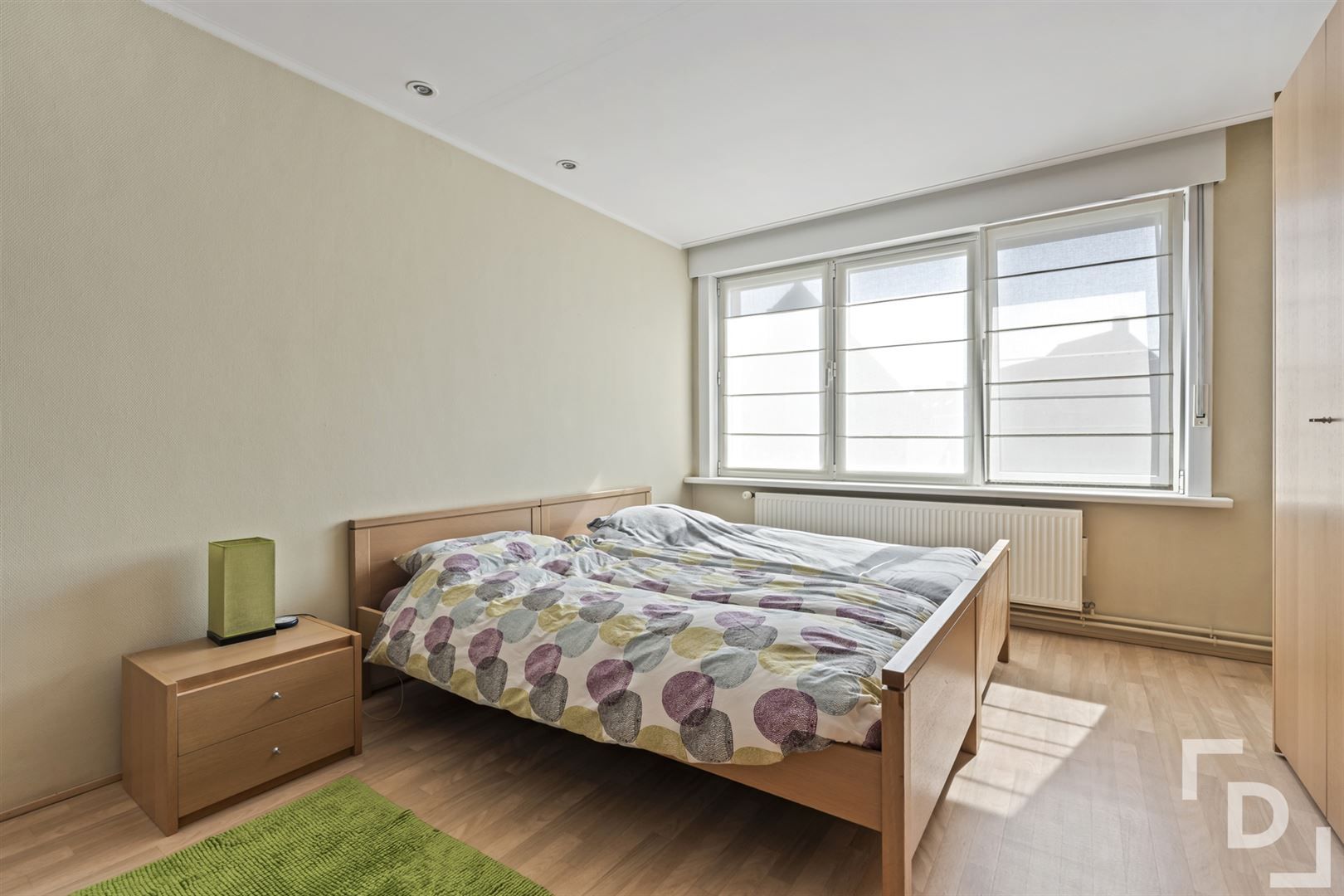 Ruime handelszaak met woonst & verhuurd appartement te koop in Poelkapelle. foto 38