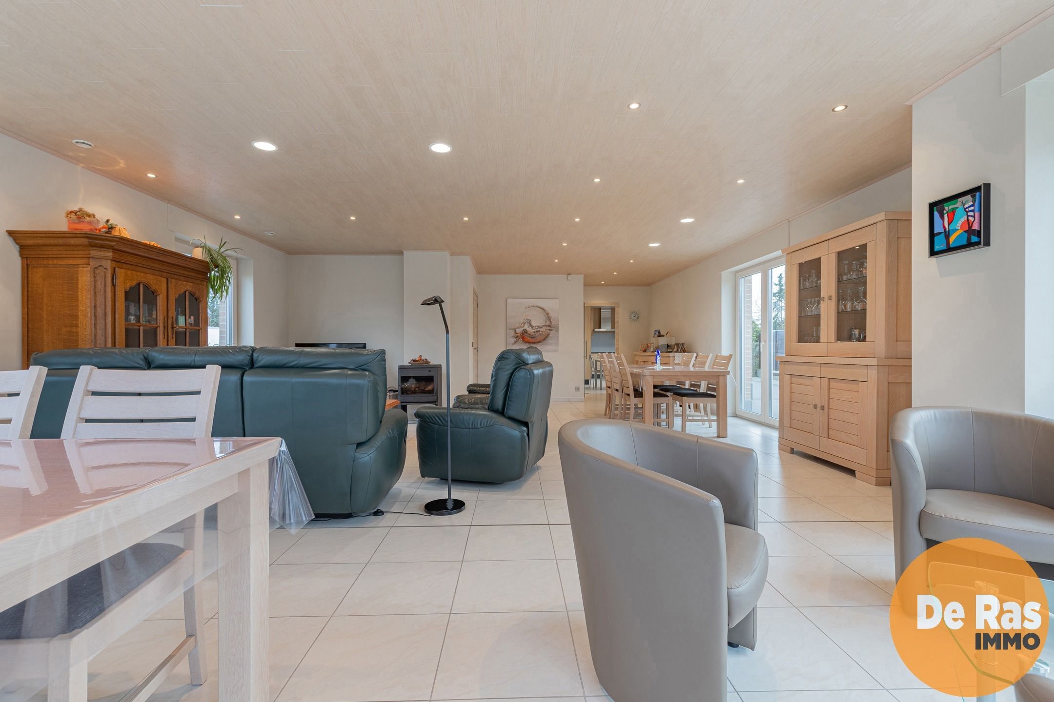 WETTEREN- Ruime, comfortabele 4-gevelwoning centrum Wetteren foto 4