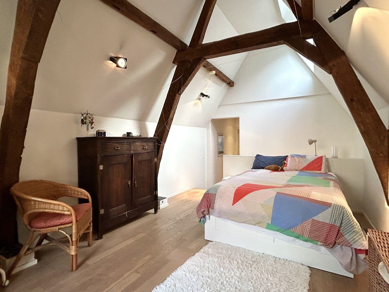 Uniek handelspand met instapklaar appartement en dakterras in hartje Leuven foto 9