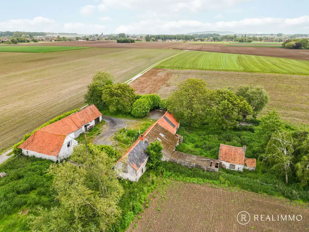 Uniek gelegen Fermette op 5.850 m² foto 13