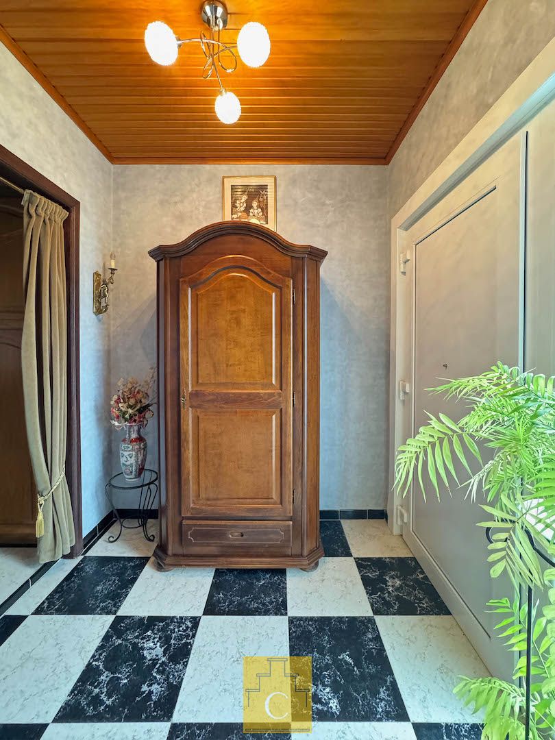 charmante driegevelbungalow met tuin en garage in hartje Loppem foto 12