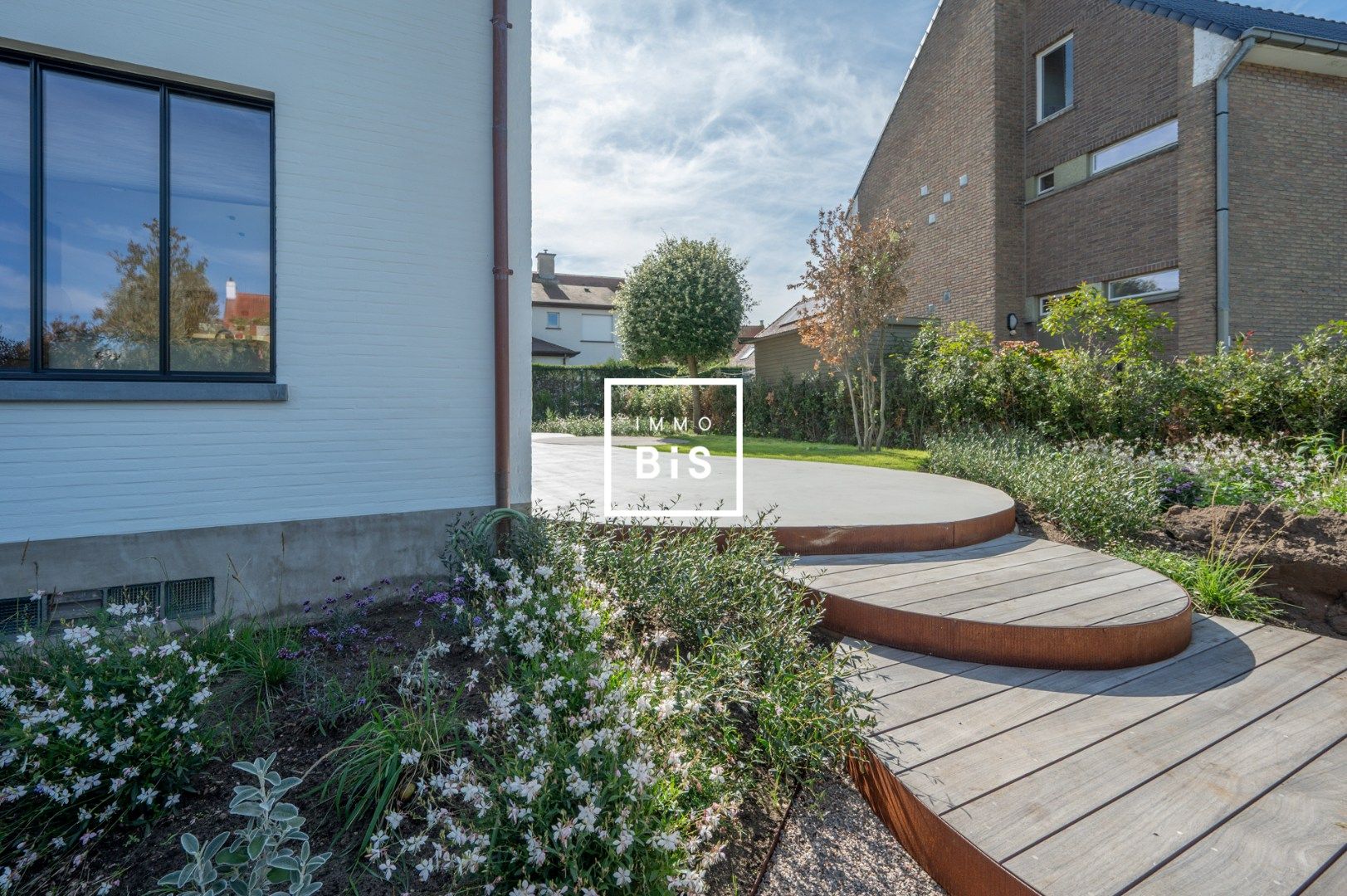 Stijlvol gerenoveerde villa op toplocatie in Duinbergen foto 32