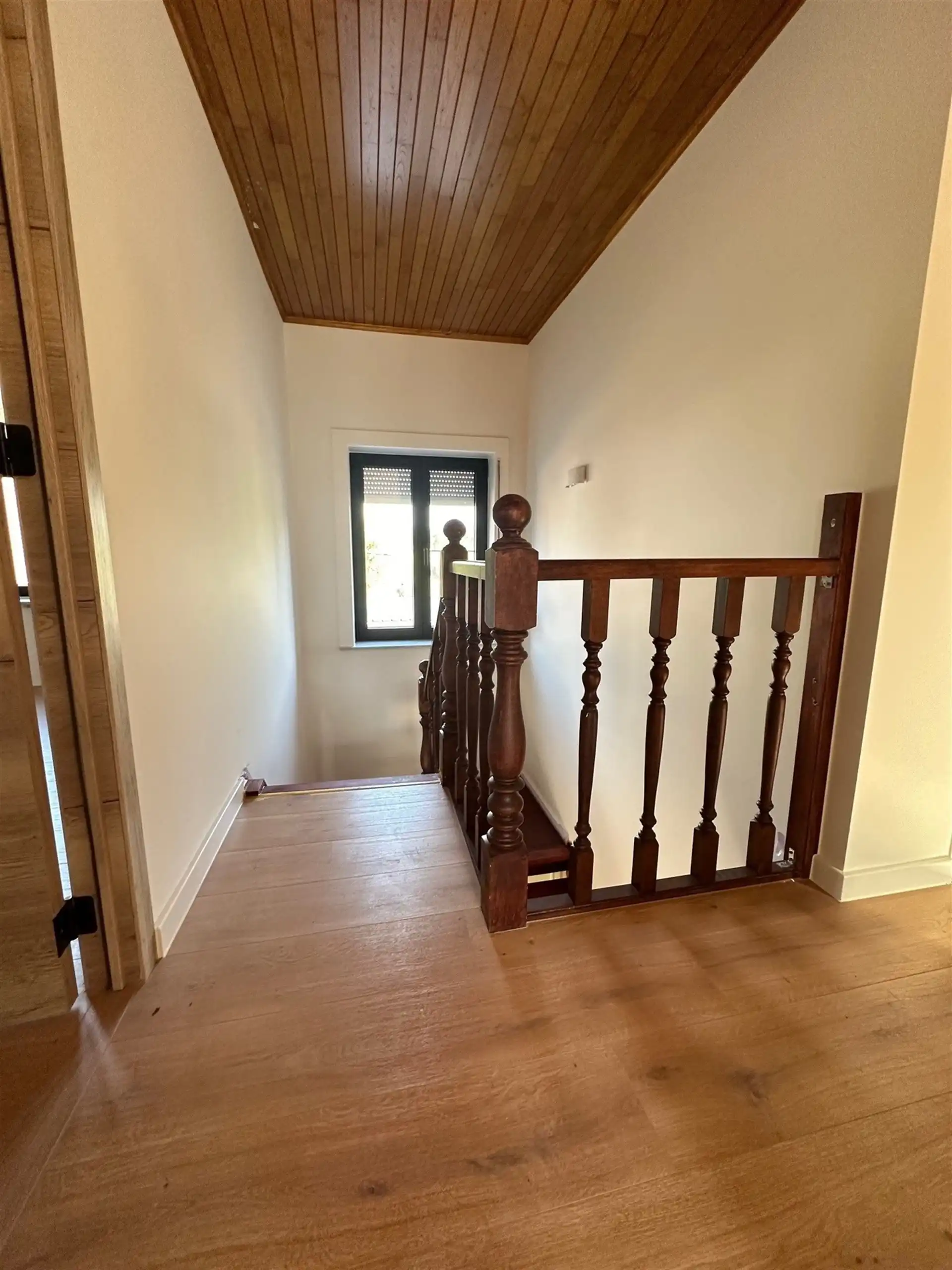 Ruime woning met 3 slaapkamers en groot terras foto 15