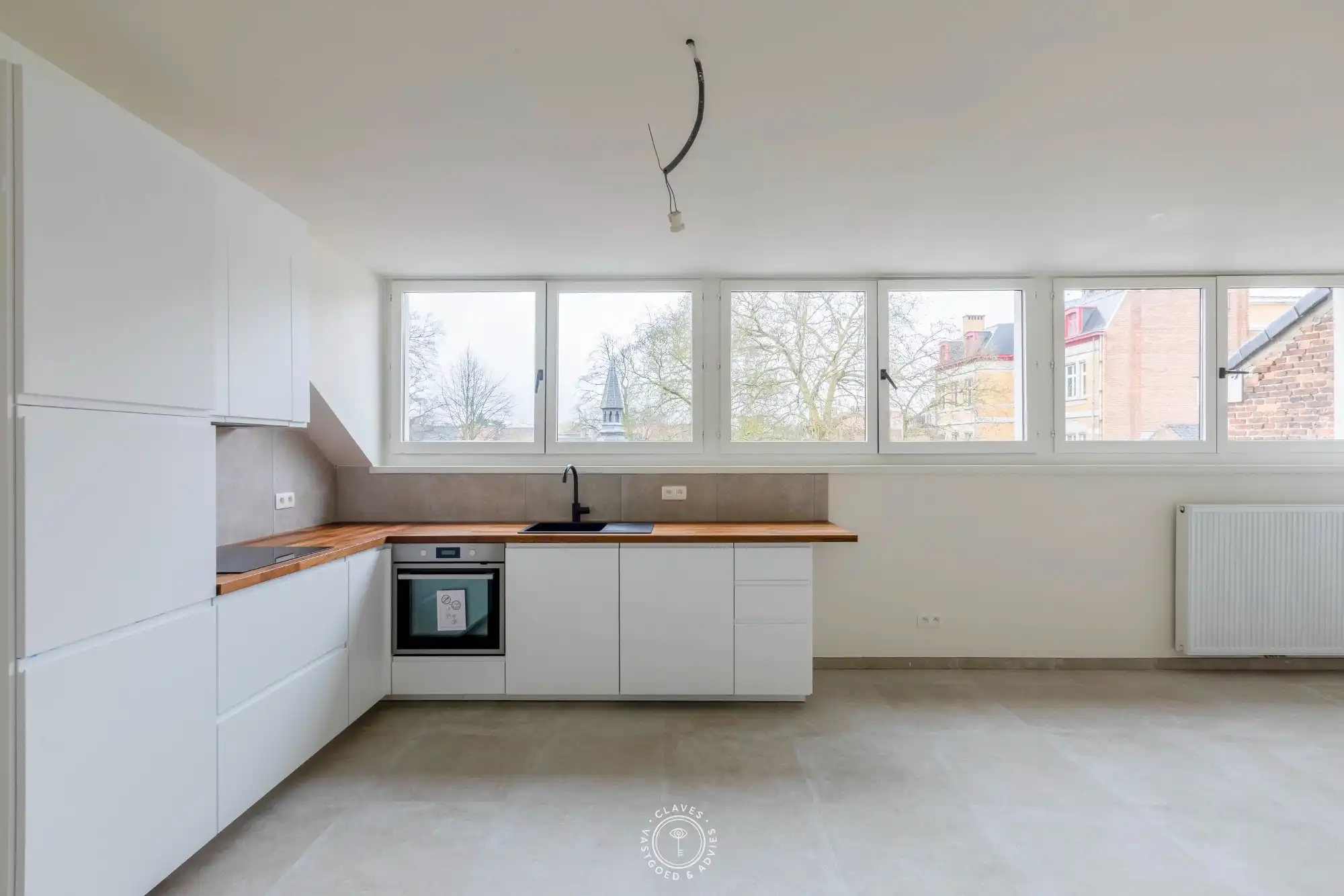 Fijn één slaapkamer appartement in gerenoveerd herenhuis foto 5