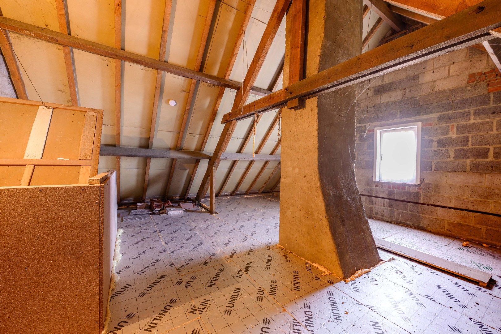 CHARMANTE ALLEENSTAANDE WONING MET 3 SLPKS | GARAGE & TUIN  foto 18