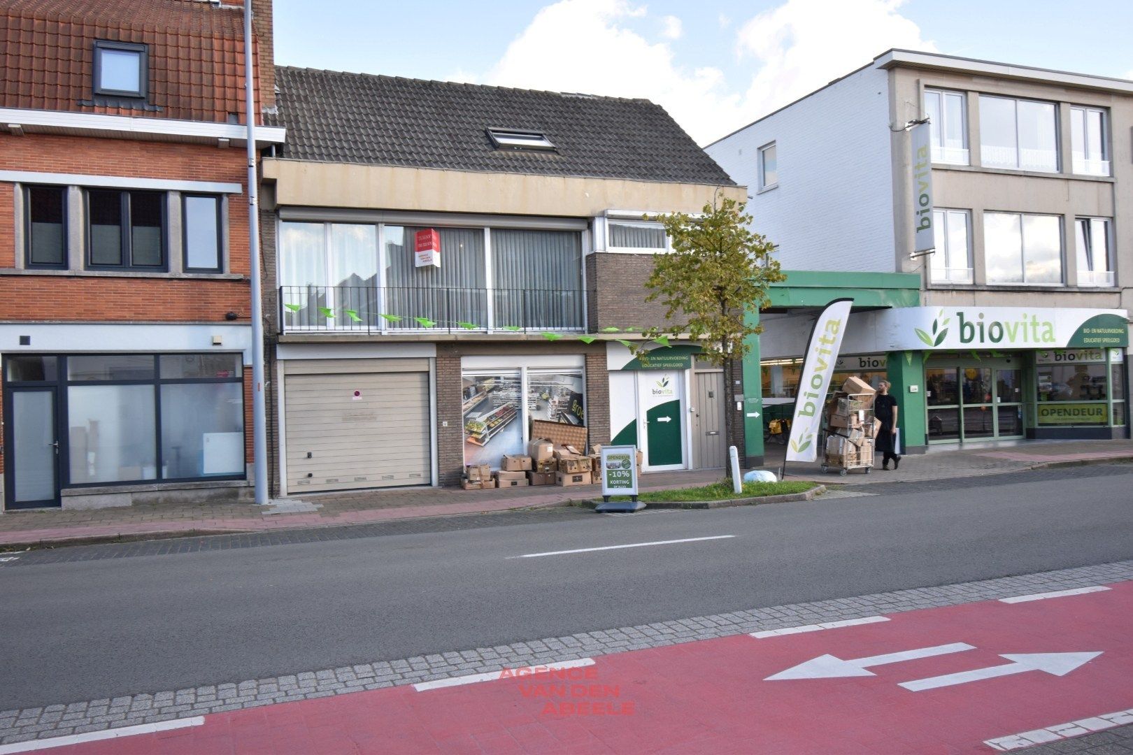 Handelswoning met ruime garage en opslagruimte van 155m2 foto 21