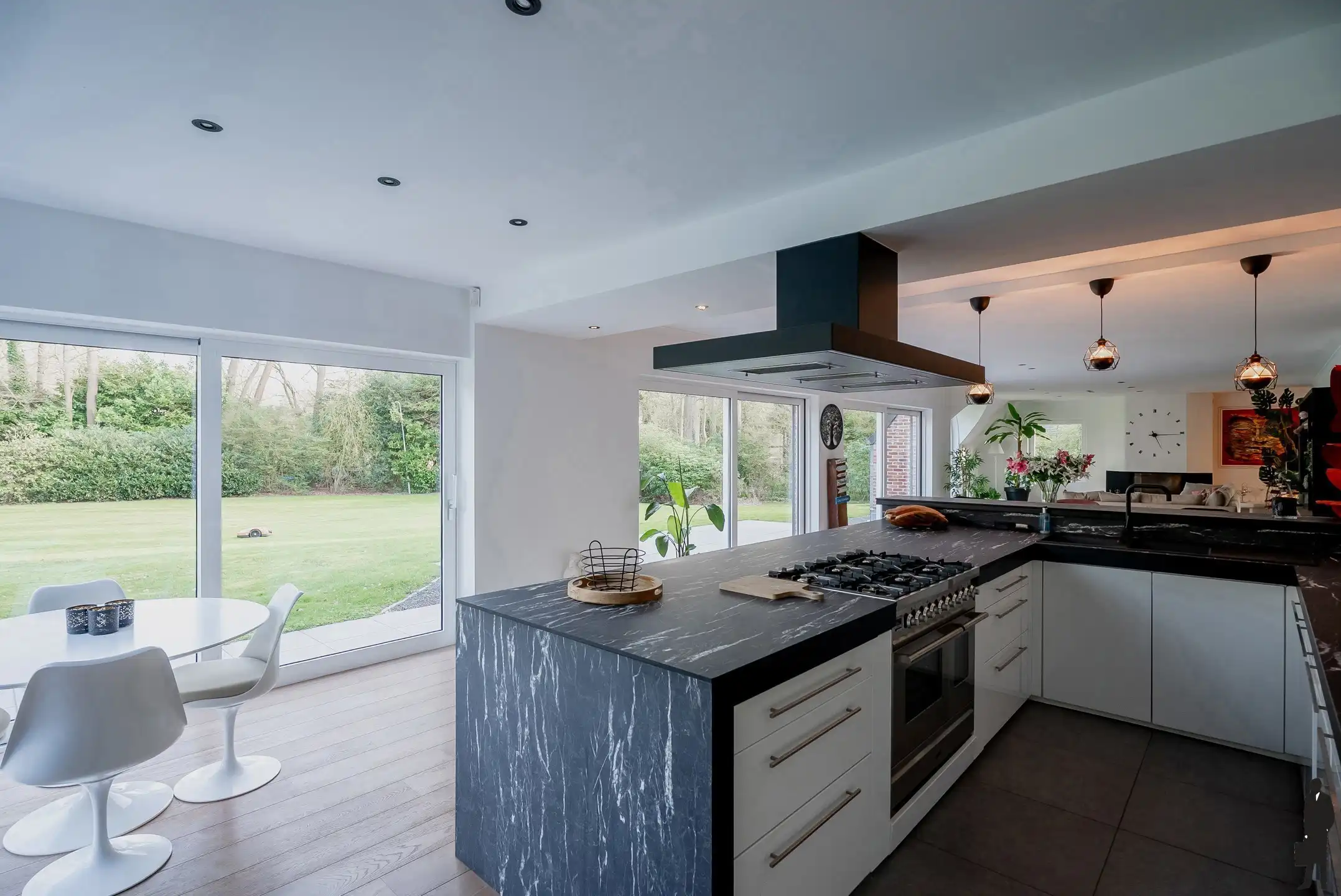 Villa op royaal perceel! foto 13