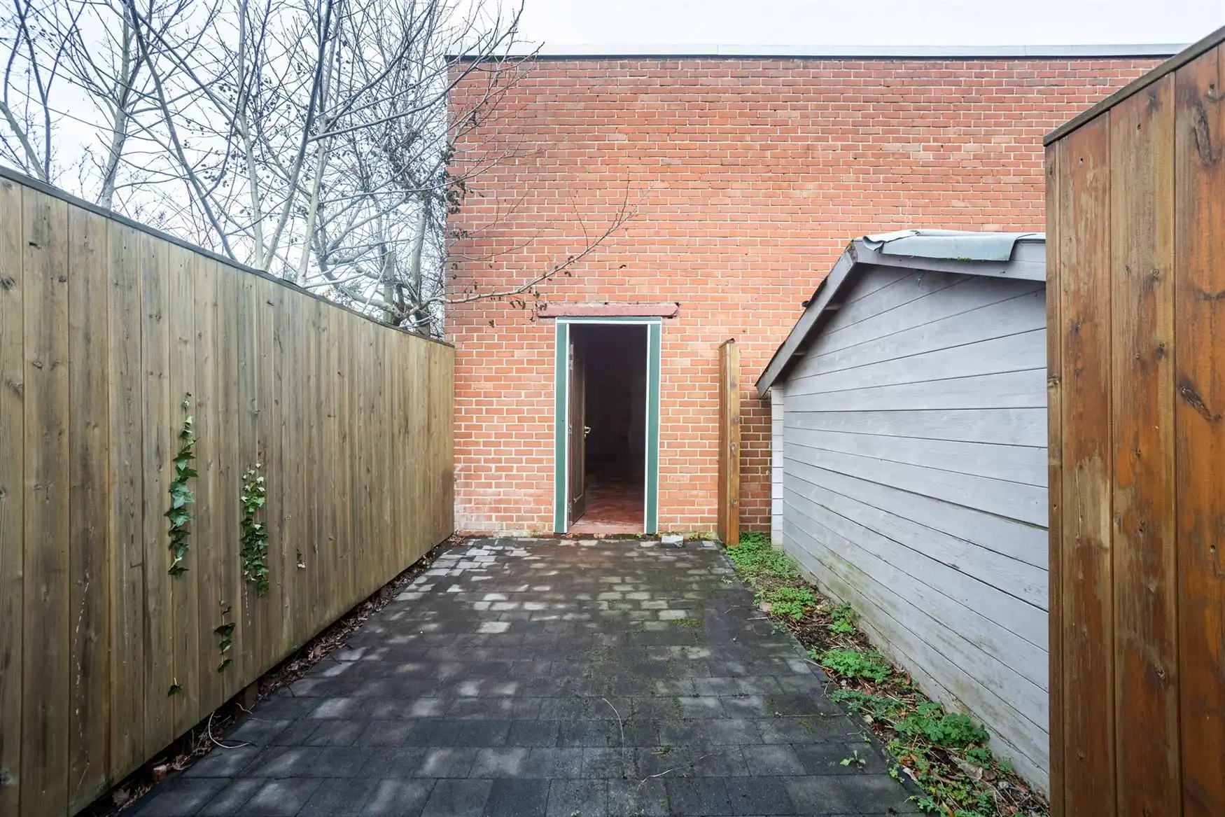 Ruim magazijn op strategische locatie in Merelbeke foto 5